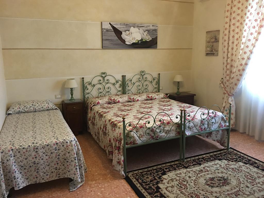 Affittacamere La Casa Di Ugo Ciglione المظهر الخارجي الصورة