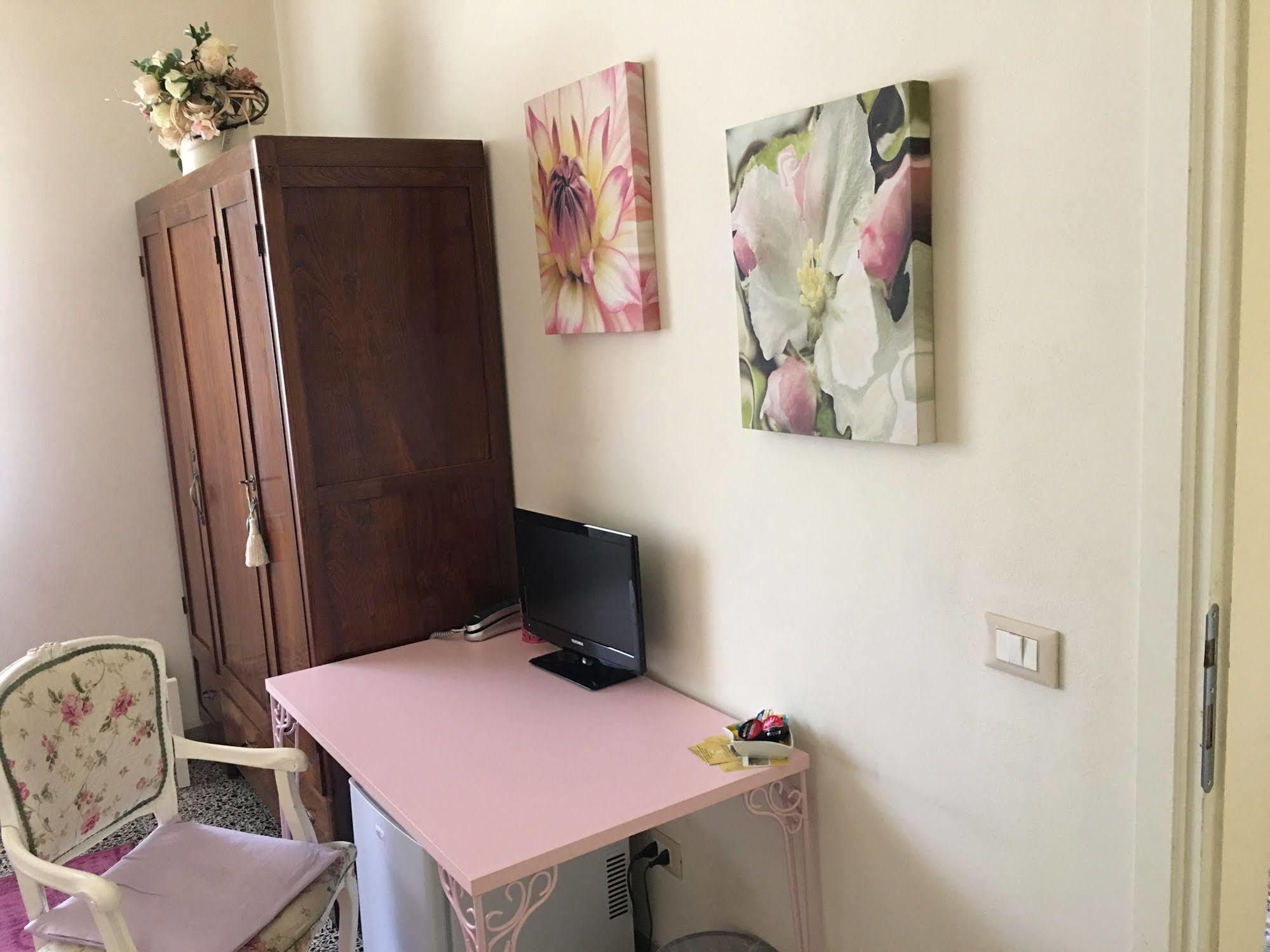 Affittacamere La Casa Di Ugo Ciglione المظهر الخارجي الصورة